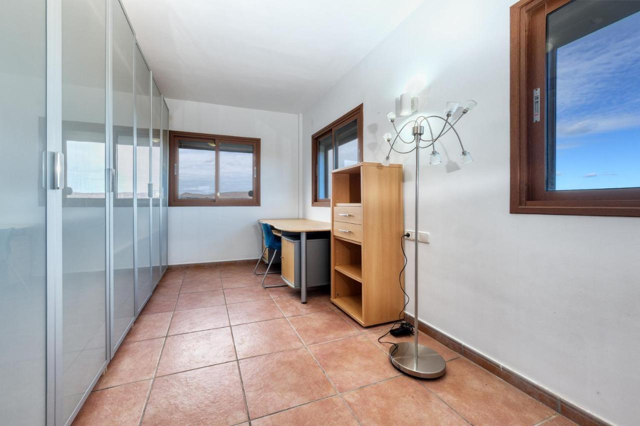 Casa Elin-Shared Pool, Fast Wifi Villa Costa Teguise Bagian luar foto