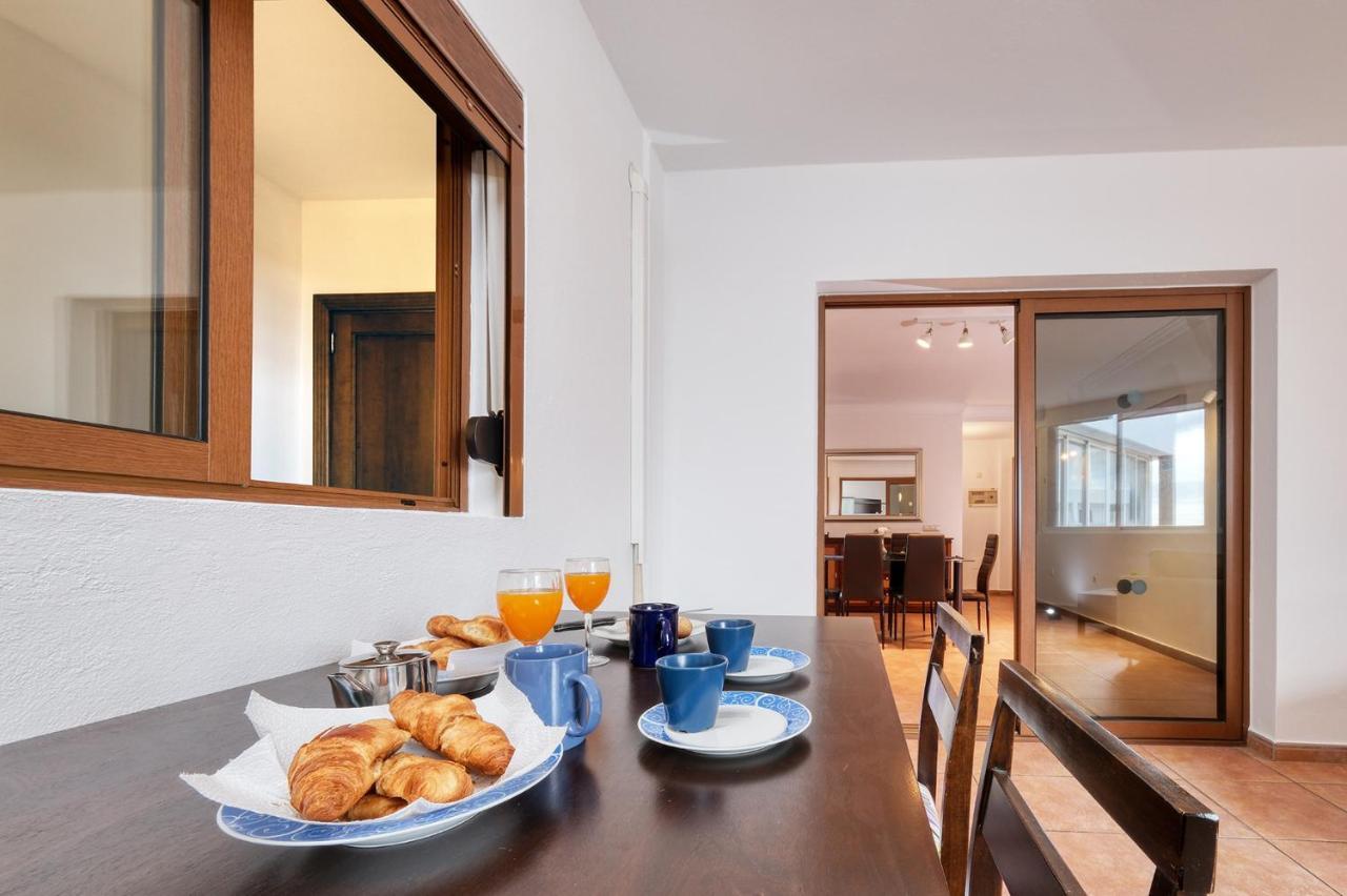 Casa Elin-Shared Pool, Fast Wifi Villa Costa Teguise Bagian luar foto